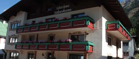 Haus Hahnenkamm