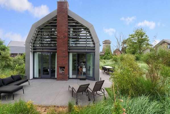 Holiday Home Exterior [summer]