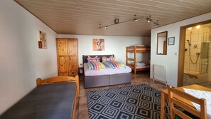 5-Bett-Zimmer