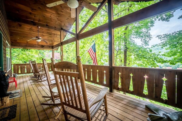 ALPINE ROSE - Porch with view of downtown Helen