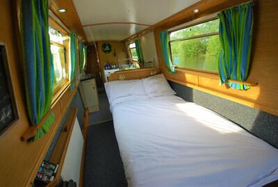 Narrowboat - Sleeps 10 - Raki Raki - 69ft