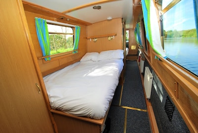 Narrowboat - Sleeps 10 - Raki Raki - 69ft