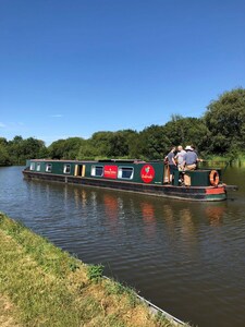 Narrowboat - Sleeps 10 - Raki Raki - 69ft