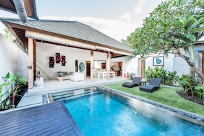 Manis, Lux 3 Bedroom Heart of Seminyak