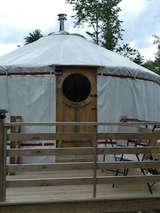 Wild Acres Yurt on 36 acres bordering 800 acres of perserve with a 300 acre pond