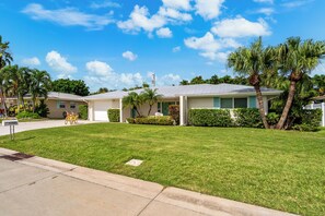 Beautifully landscaped front yard and 4 year old streets for walking + biking
