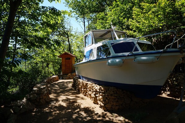 le bateau "queen 07"