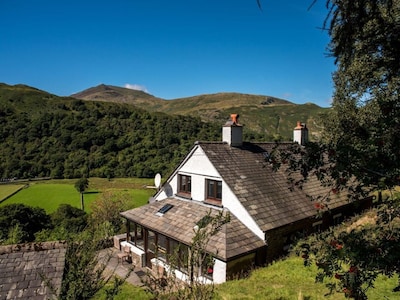 Detatched, Cosy Cottage With Fabulous Mountain Views - Weekly stays in August