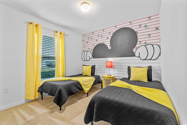 2 Twin Beds