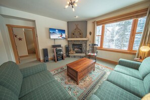 Perfect for a Colorado mountain retreat! #winter