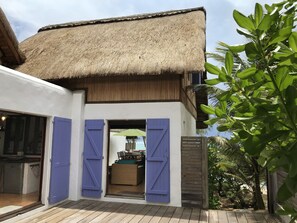 Patio et entrée