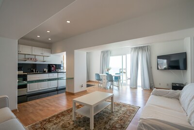 Stunning OceanFront 1 Bedroom Malibu Condo