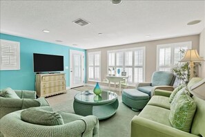 Living Room and Entrance