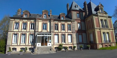 The apartment of the Château de Prêtreville