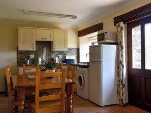 Kitchen/diner | Stable Cottage - Trentinney Farm Holiday Cottages, St Endellion, near Port Isaac