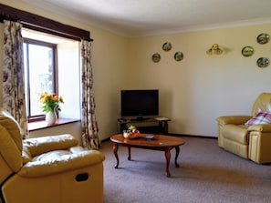 Living room | Stable Cottage - Trentinney Farm Holiday Cottages, St Endellion, near Port Isaac