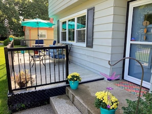 Deck with Outdoor Seating