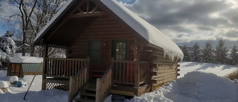 Stone's Throw Cabins in Winter