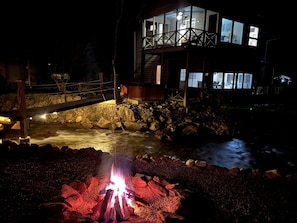 What's better than a nighttime bonfire by the water?!