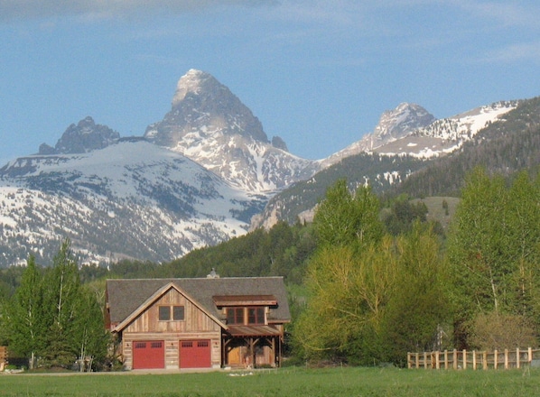 Teton Valley Retreat