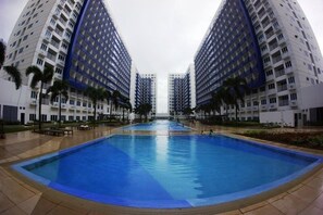1Bedroom Serviced Apartment #27 Near MOA