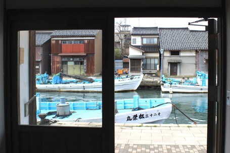 プール
