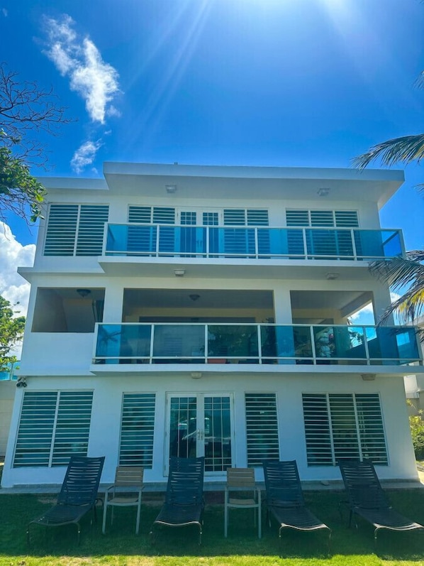 Back of the house that faces the beach