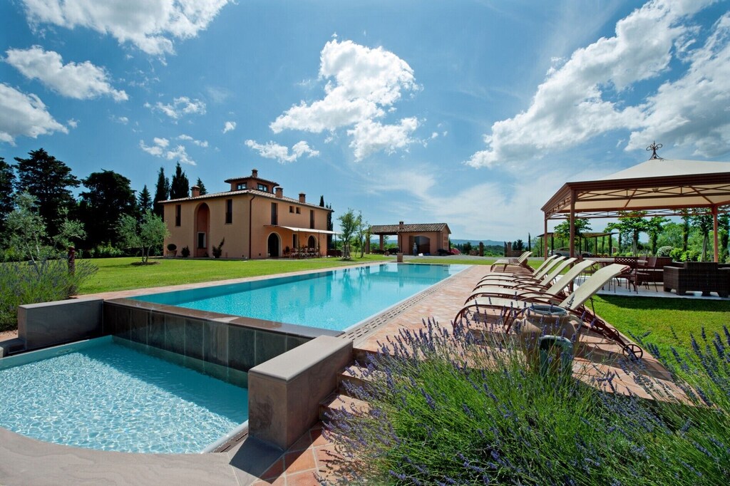 Picture of villa