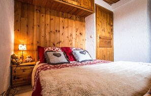 Drift to sleep in a comfortable Double bed after a wonderful day outside.