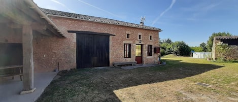 Façade nouvelle porte d'entrée.