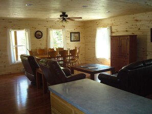 Living Room/Dining Area