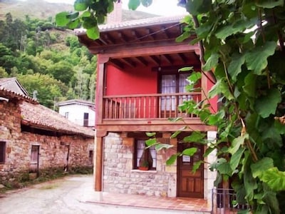 Casa rural (alquiler íntegro) Celis Cañón para 4 personas