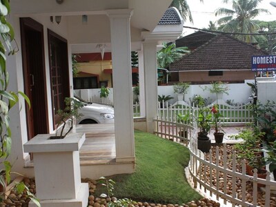 HOMESTED HOME STAY  A Home Instead of Home