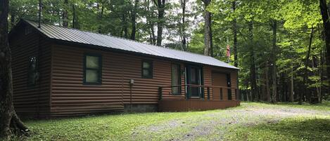 Oswegatchie Adirondack Cabin Retreat