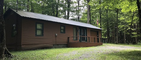 Oswegatchie Adirondack Cabin Retreat