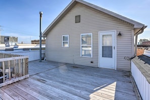 Private Deck