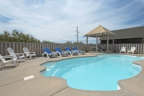 SN2420: Wise Choice l Private Pool Area