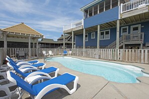 SN2420: Wise Choice l Private Pool Area