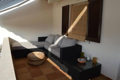 Apartment of 87 m2 with big terrace, ** BEACH VIEWS ** incl. WIFI