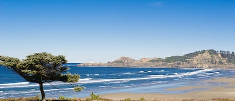 Yaquina Head Lighthouse View