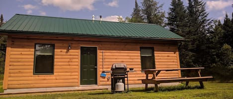 Serene Country Cabins 4