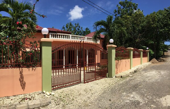 Extérieur