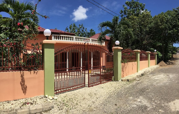 Extérieur