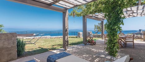 balcony-terrace