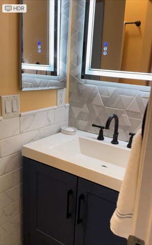 Sink area