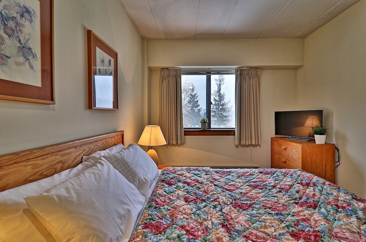 1BR/1BA Condo at Mountain Green Resort Killington 1D7