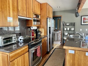 Granite countertops and stainless steel appliances 