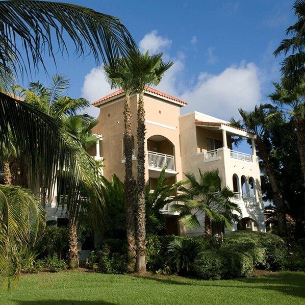 Divi Beach Beach & Golf Resort
