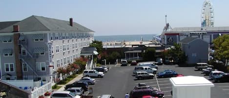 TOP FLOOR LOOKING TO OCEAN 401 view