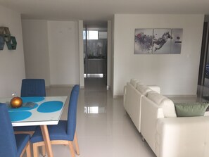 SUPER APARTAMENTO CAAVERAL FLORIDABLANC